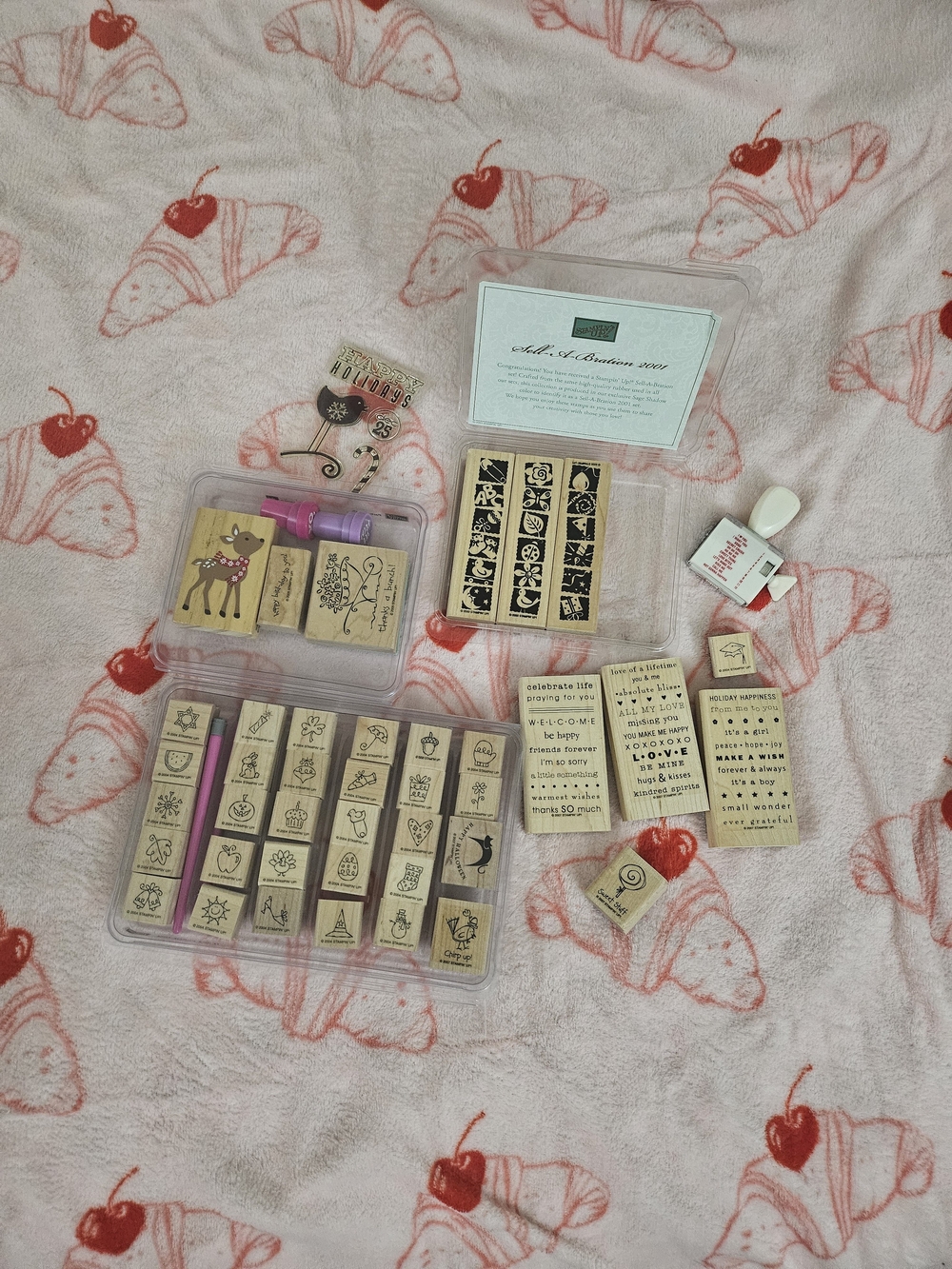 Stampin' Up! Wooden Icon Border Stamps with Pink Accent